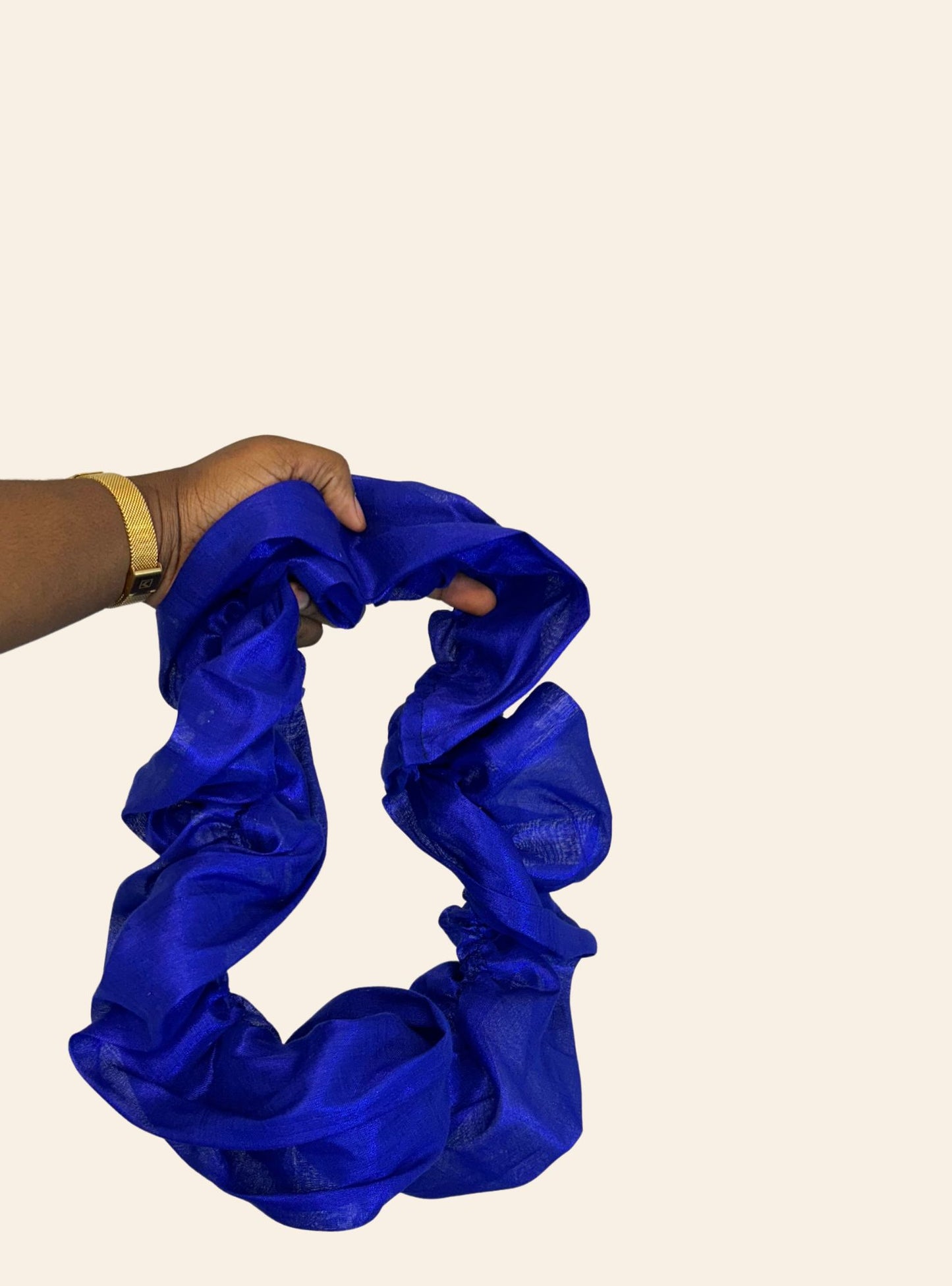 Foulard caviar bleu