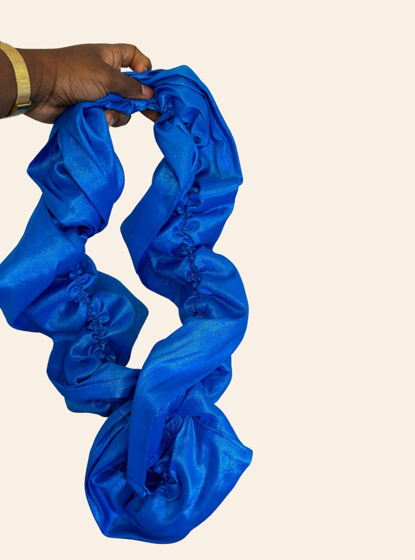 Foulard caviar bleu